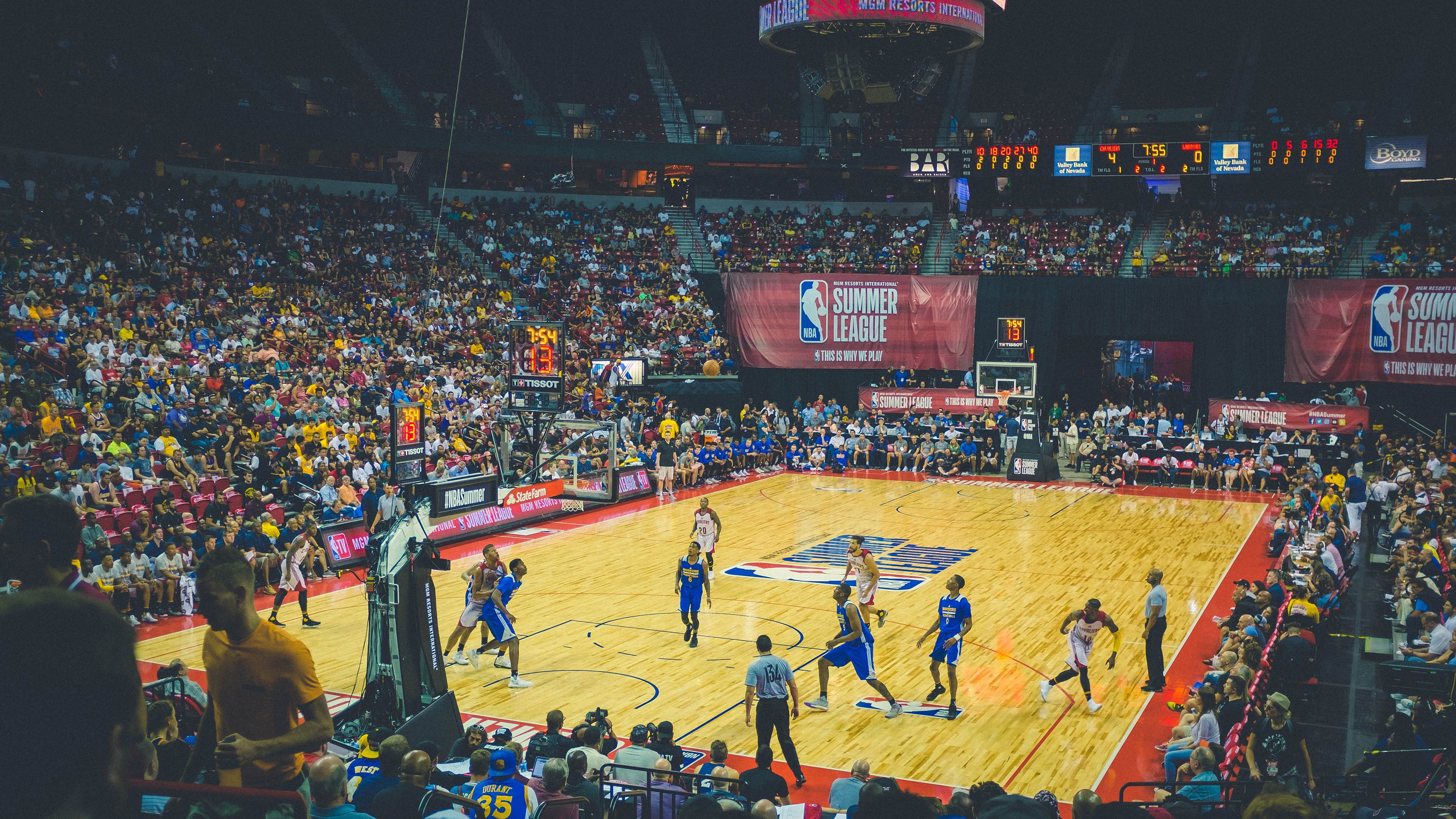 中国篮球联赛市场细分与精准营销研究，全国篮球联赛优势